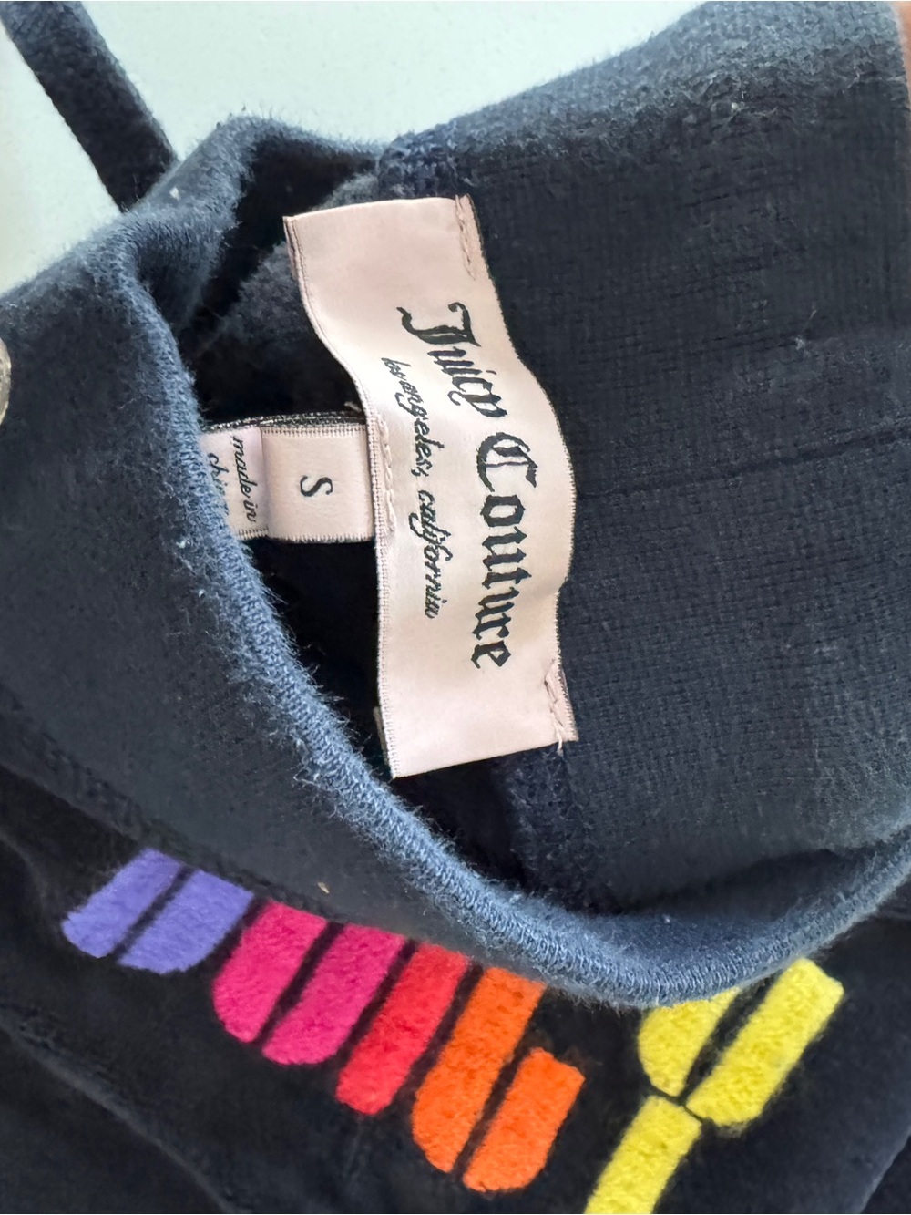 ππ¦ Juicy Couture Navy Velour Hoodie & Pants Set with Rainbow Logo Y2K Vintage - Picture 5 of 6